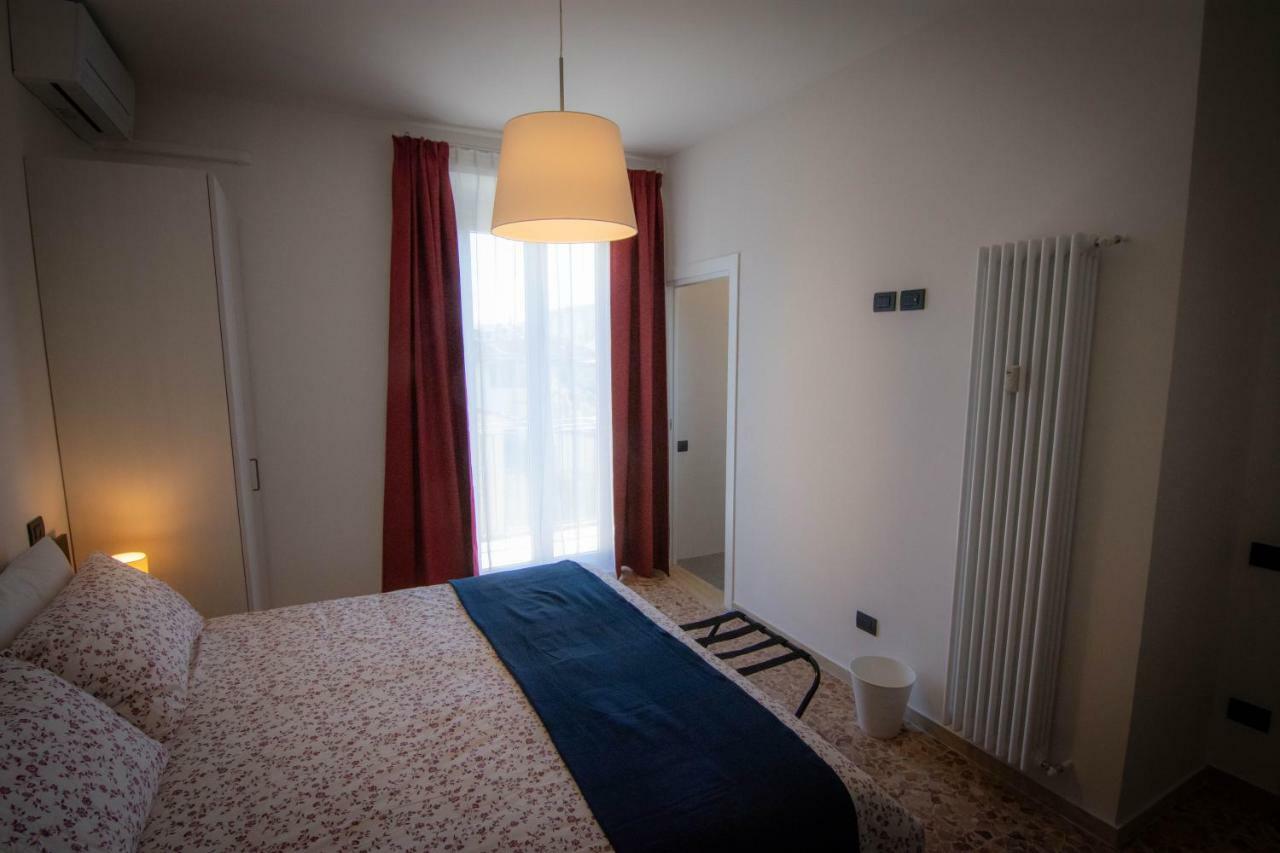 Kate Apartment In Centro 3 Camere Da Letto 3 Bagni Florencia Exterior foto